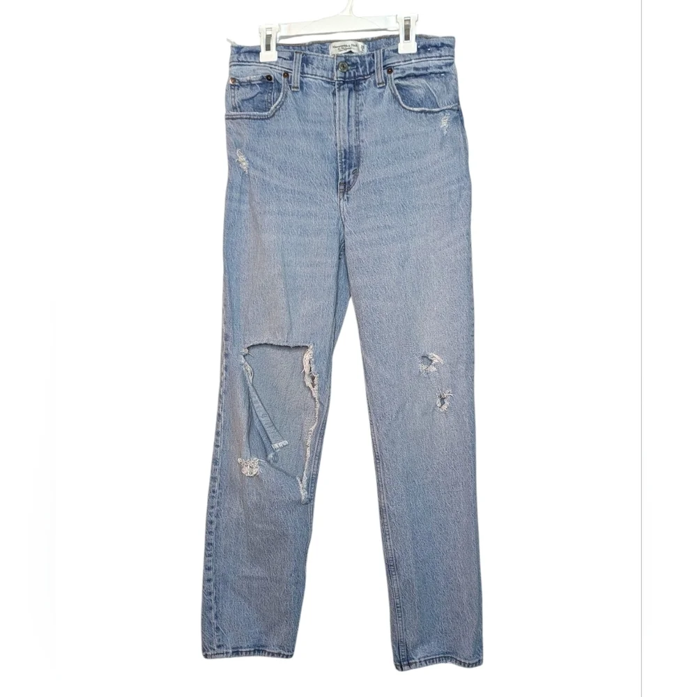 Abercrombie & Fitch Jeans Size 28/6 90s Straight Leg Ultra High Rise Distressed